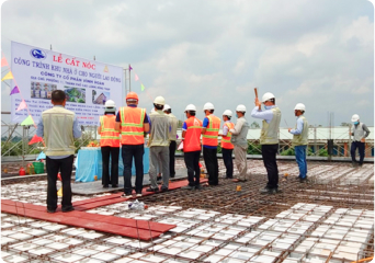 The Topping Out Ceremony – Milestones of Housing for employees by Vinh Hoan Corporation